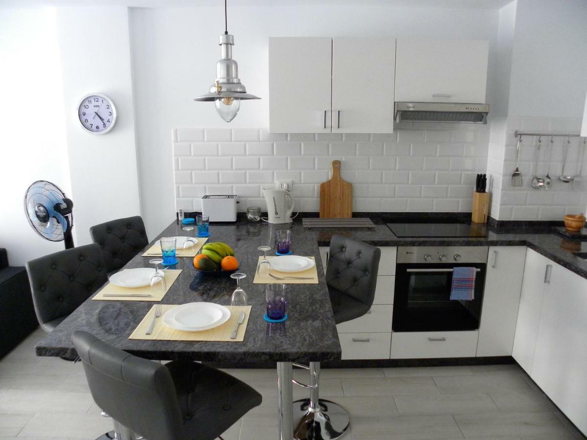 Ben'Sholidayflat Ideal For Families Groups And Couples Terrace Solarium Wi-Fi Netflix Smart Tv El Médano Eksteriør bilde